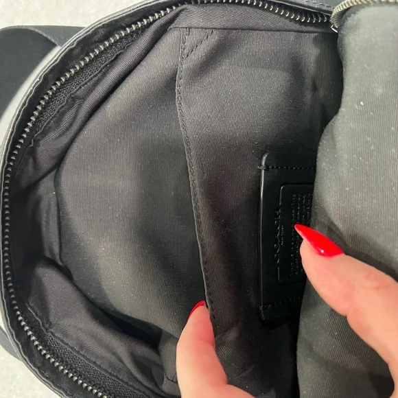 Coach shoulder bag - Picture 4 of 6